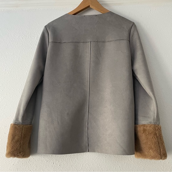 Catherine Malandrino Faux Leather Gray Scoop Neck Sweater, Faux Fur Cuffs, Sz S - Picture 7 of 7